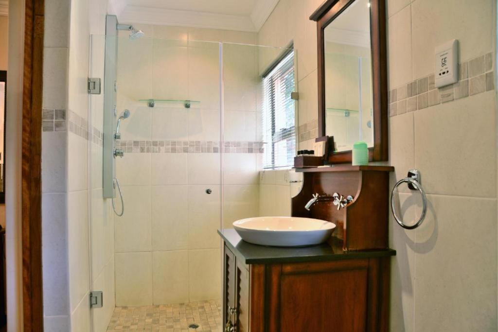 Stirling Manor Boutique Guest House Hartbeespoort Exterior foto