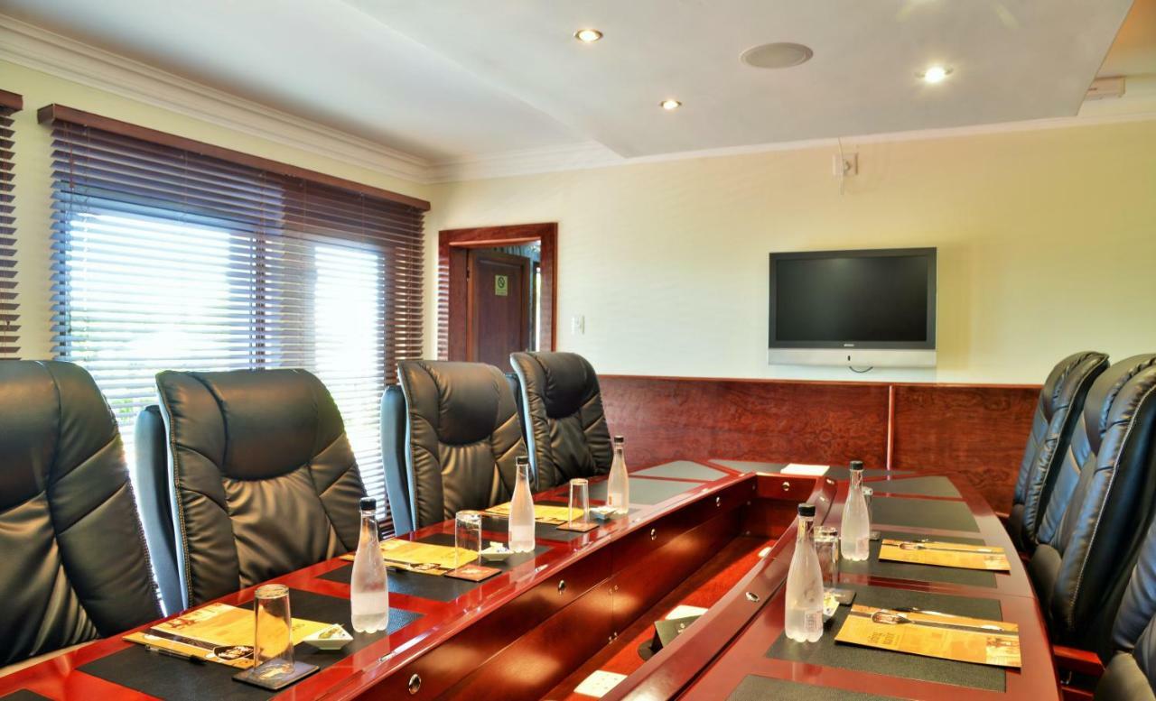 Stirling Manor Boutique Guest House Hartbeespoort Exterior foto